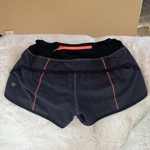 LULULEMON Speed Short 2.5” - Heathered Black